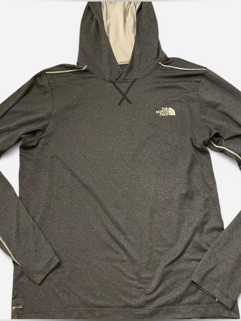 The North Face grey long sleeve men’s FlashDry hoodie #outdoor #hiking